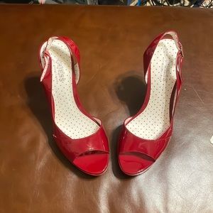 Guess by Marciano Dark Red Patent Leather Heels Size 8.5